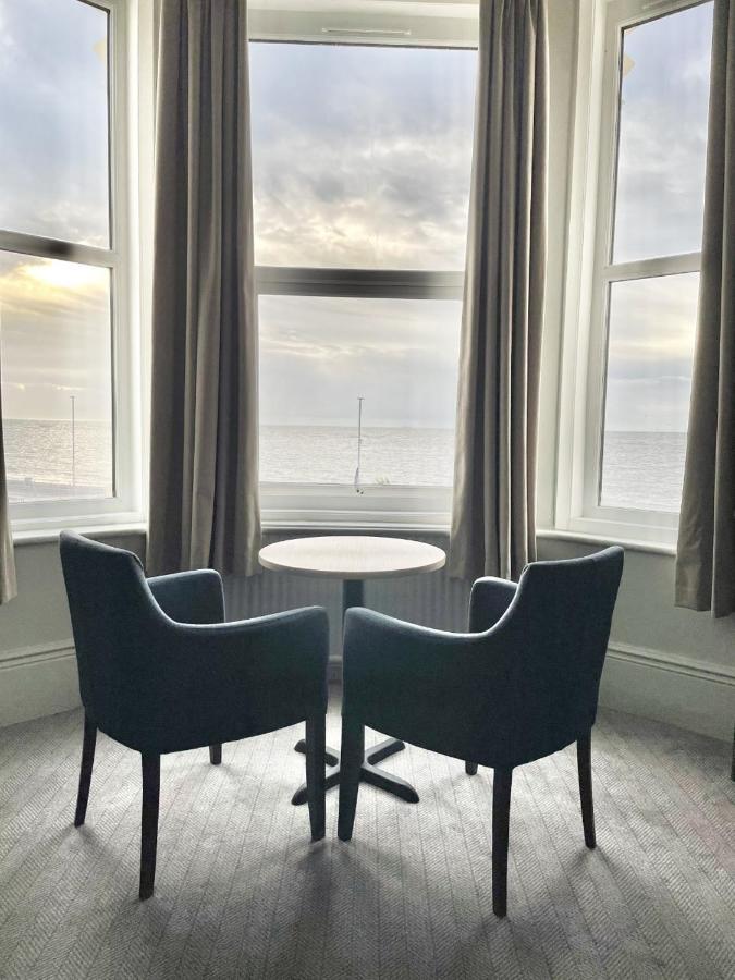 Exmouth Beach Hotel Ngoại thất bức ảnh